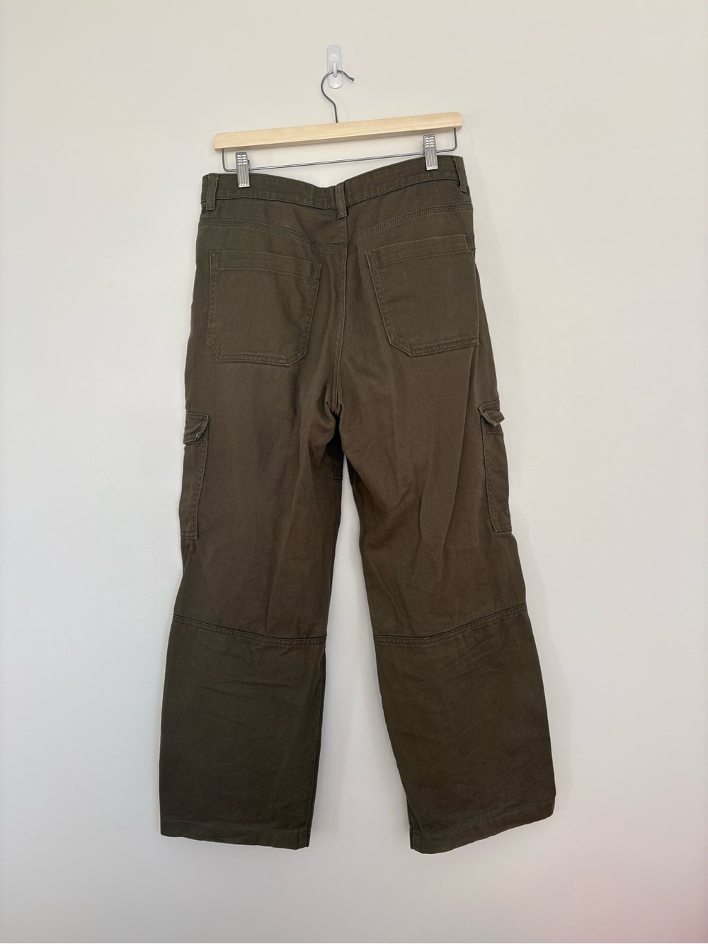 H&M Cargo Pants - Picture 3 of 8